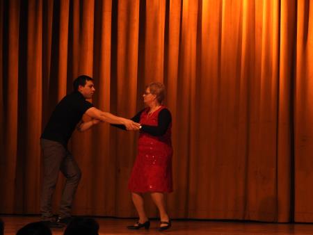 Dramska sekcija KD Cven, organizirala Veseli večer tudi v Domu kulture Razkrižje 36